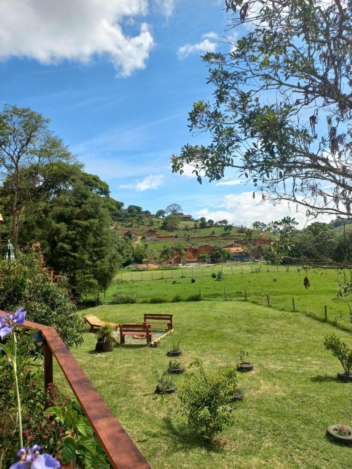 Chales Refugio No Campo Santo Antônio do Pinhal Eksteriør bilde